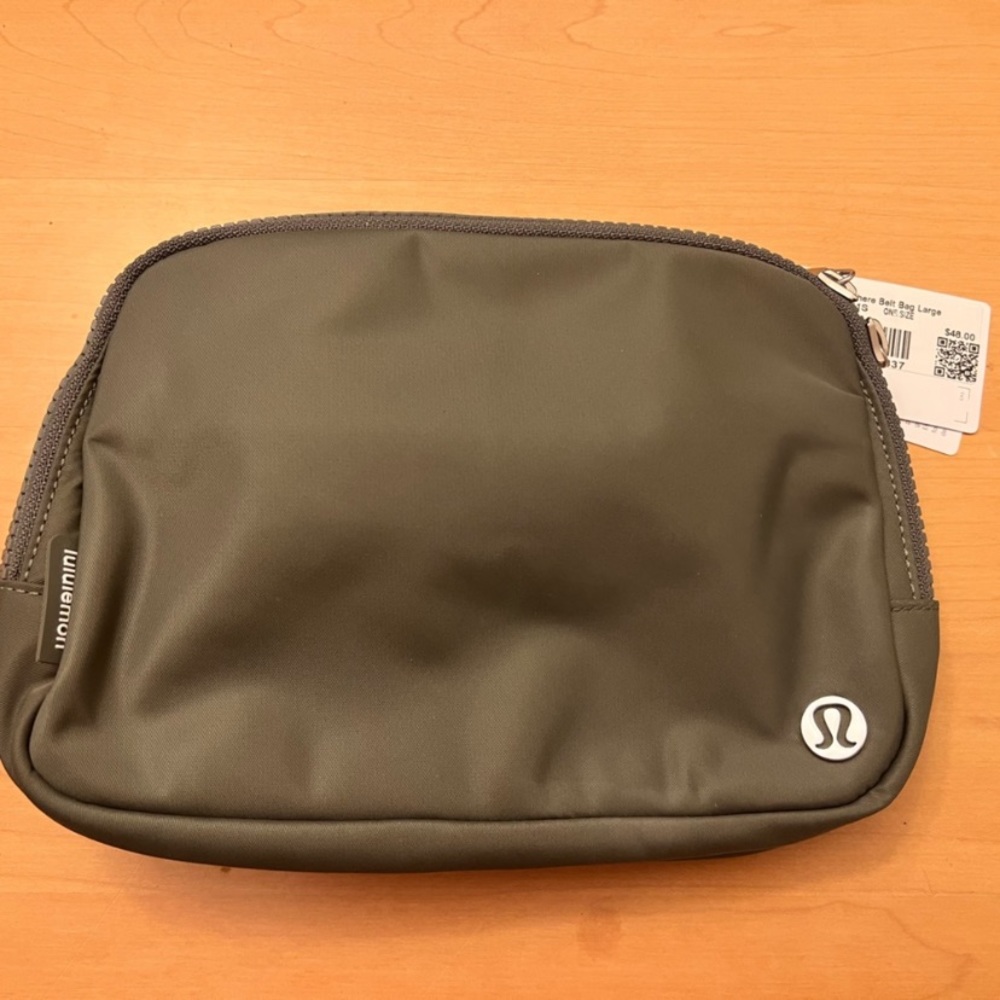 lululemon athletica Olive Green Crossbody Pouch
